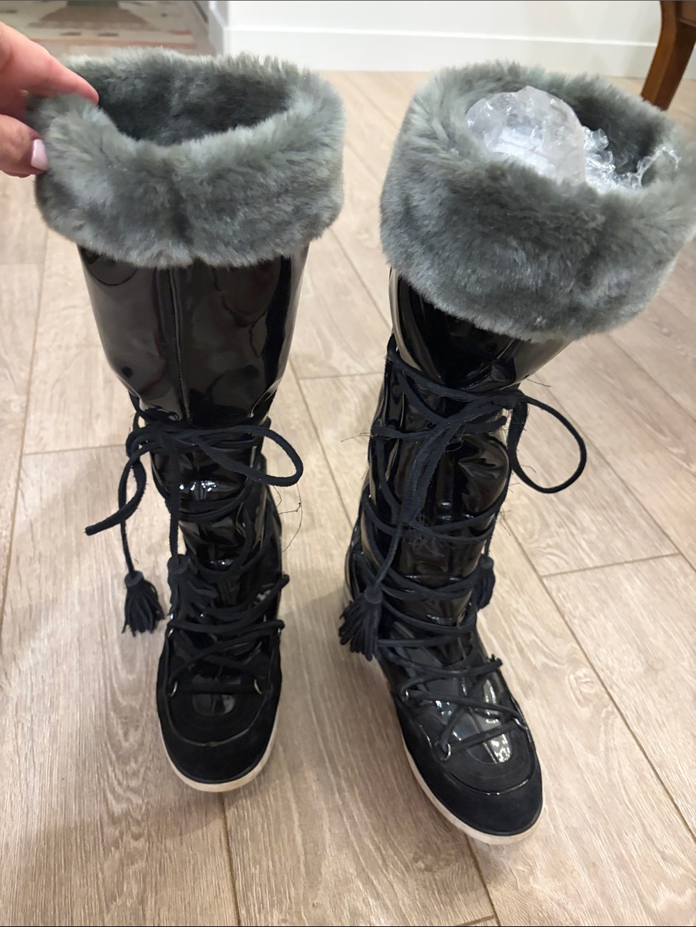 Geox Black Patent Lace-Up Winter Boots with Gray Fur Cuff